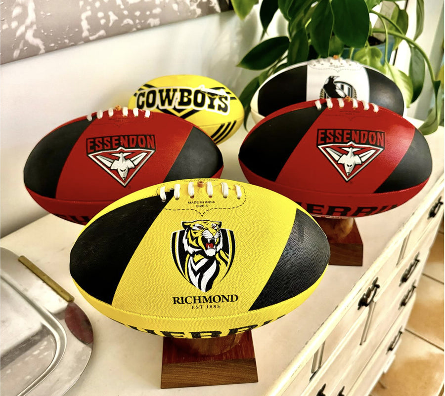 Richmond Tigers Essendon Bombers Collingwood Pies Football Urns for ashes